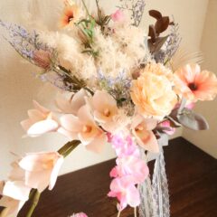 サーモンピンクのスモークツリーブーケ