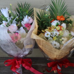 結婚式に用意するブーケは新婦以外にも