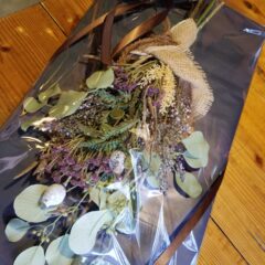 フラワーアレンジメント贈り物　スワッグ