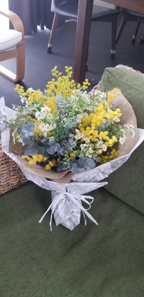 ミモザのアーティフィシャルフラワー花束