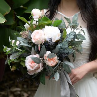 アーティフィシャルフラワーのウエディングブーケ通販